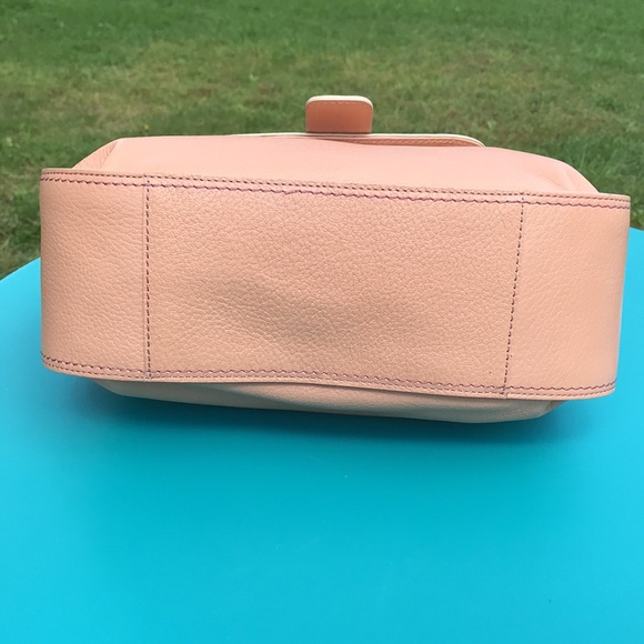 🔥Pristine Condition Marc Jacobs Studded Bow Bag Peach/Pink - Picture 10 of 13